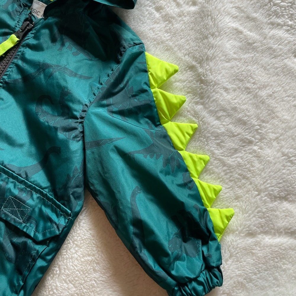 Carter’s Rain Coat! - Picture 4 of 6